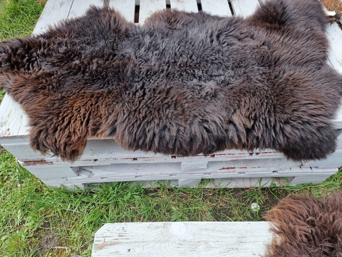 Natural Brown B Sheepskins