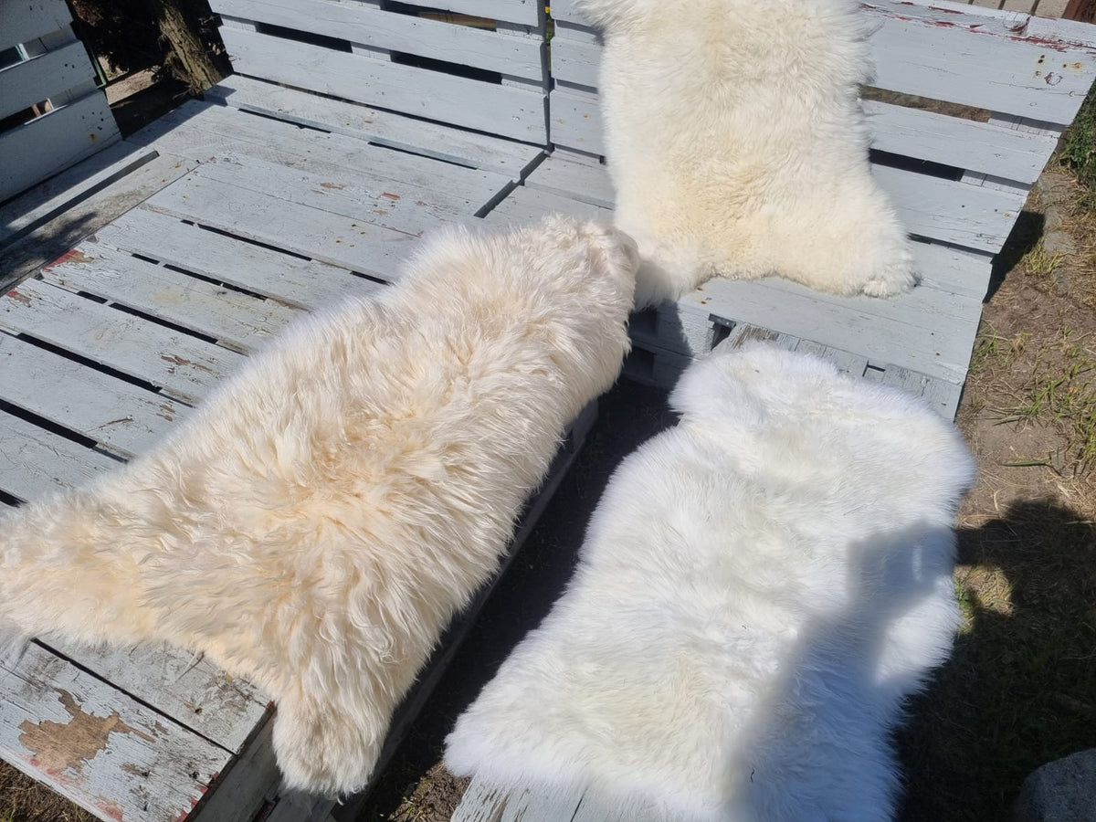 Natural White B Sheepskins