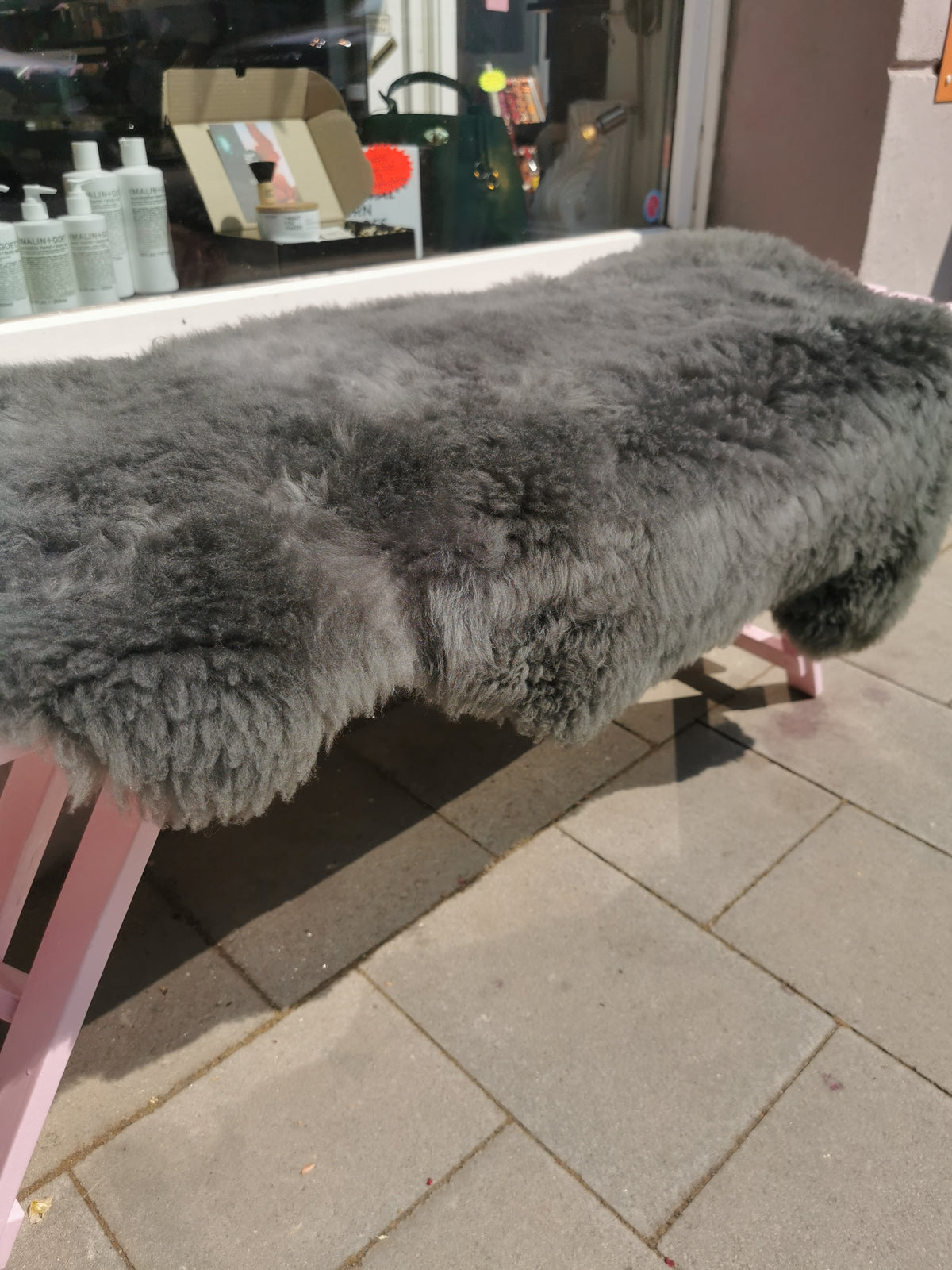 Merino Premium hides in NATURAL White