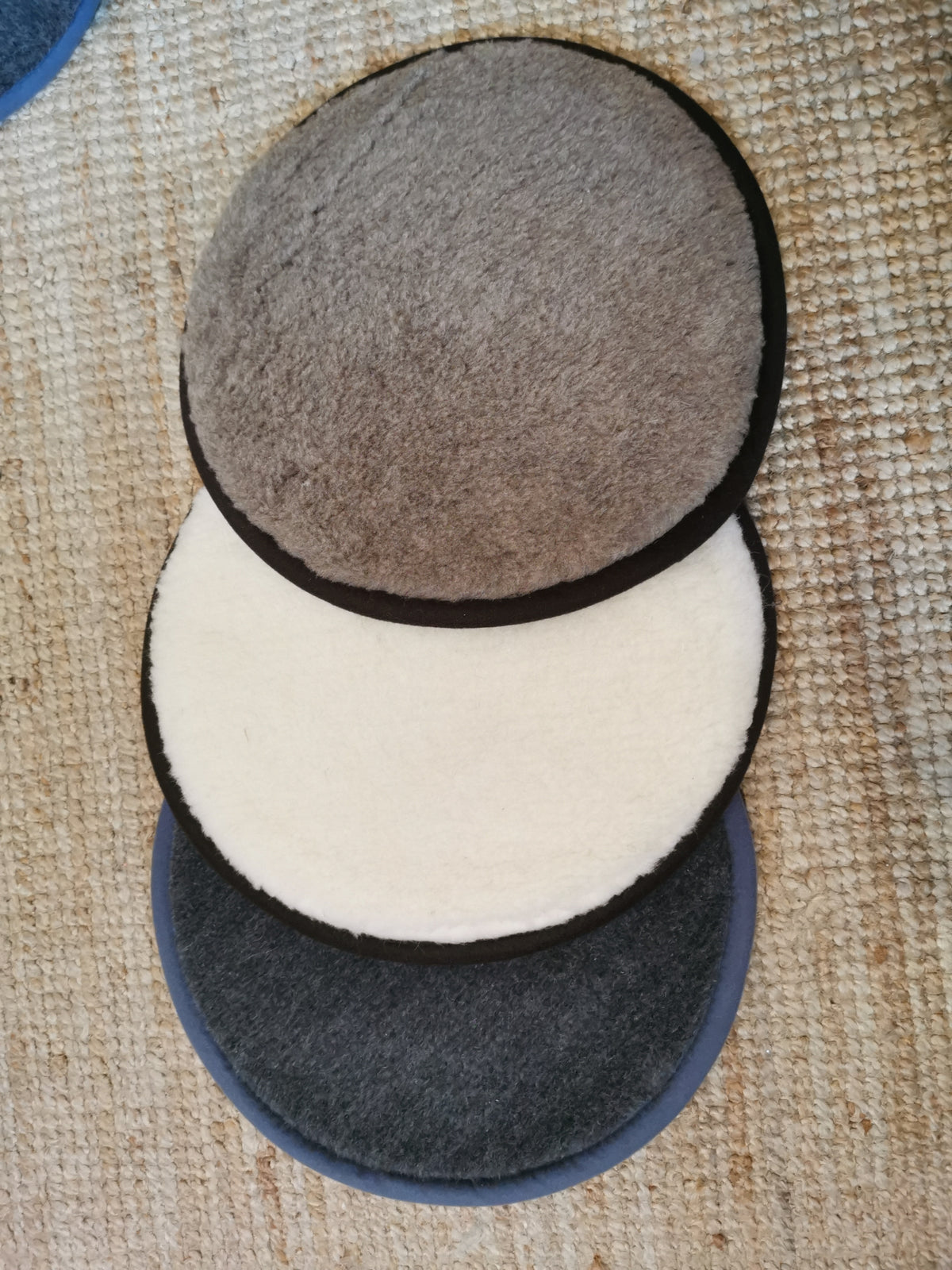Round seat cushions, seat pads