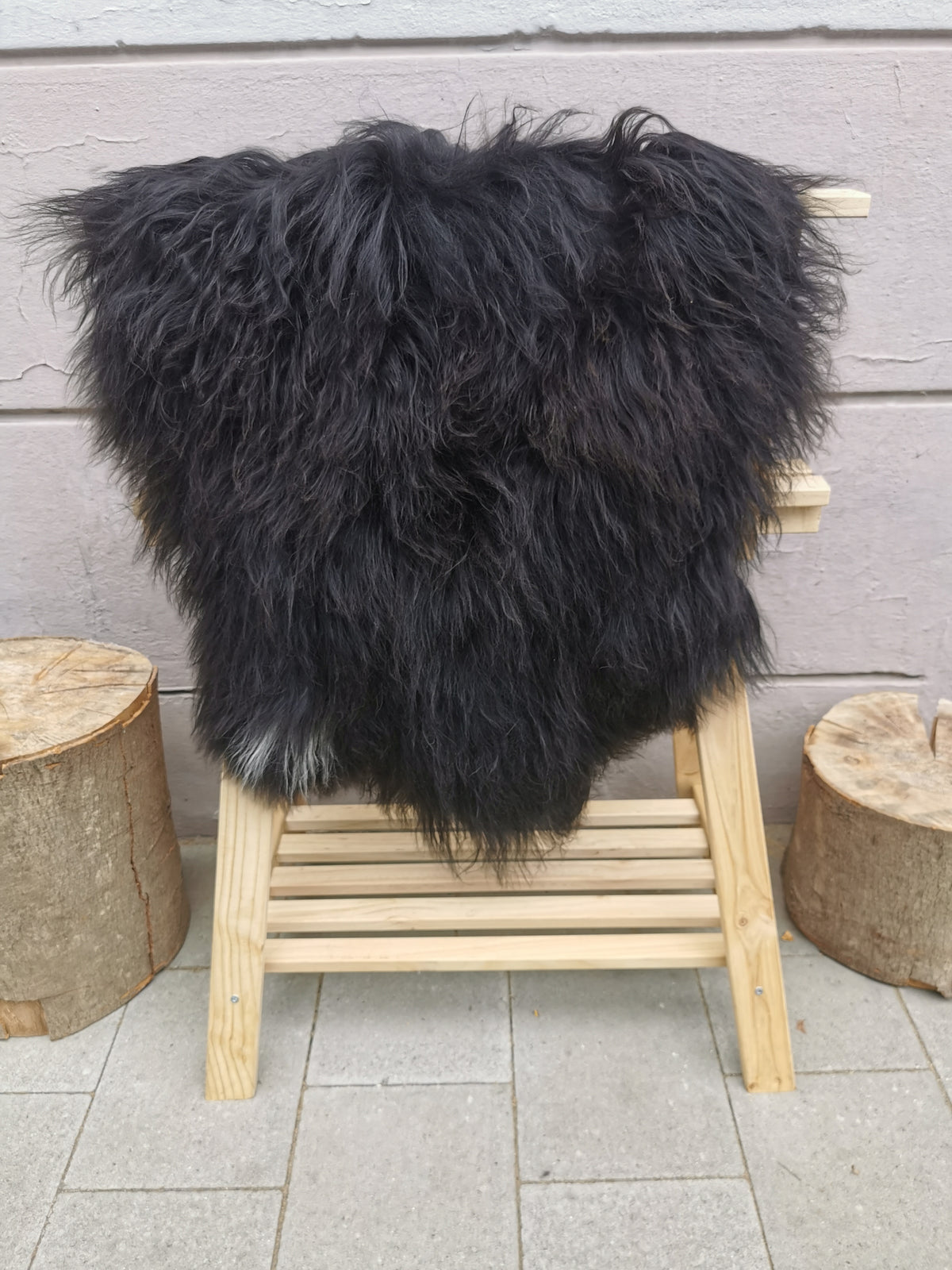 Island Schaffell Natur-Schwarz - Seltenes Lammfell mit Langhaar 80-130 cm