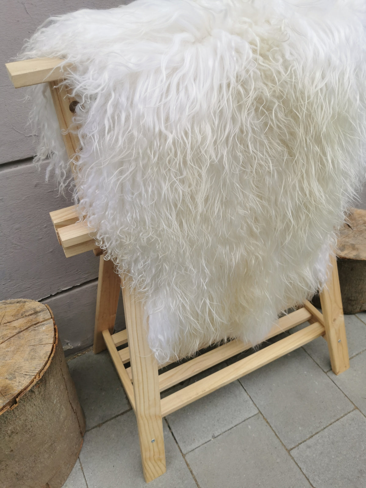 Island Schaffell Naturweiß Gelockt - Lockiges Lammfell 80-130 cm