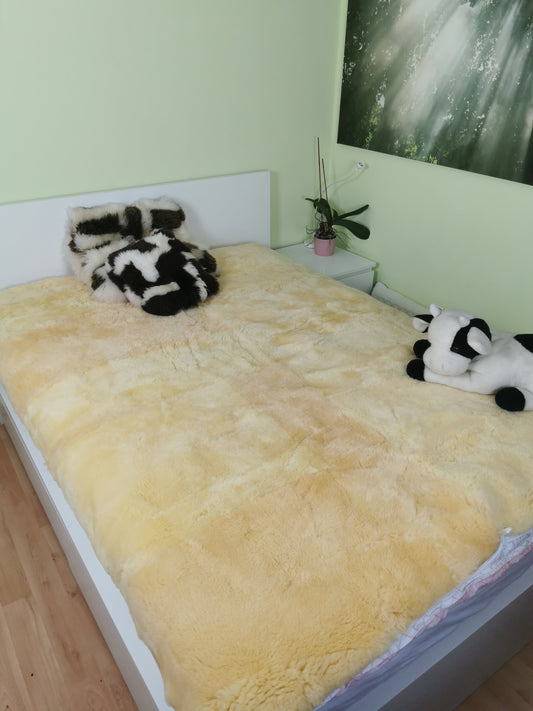 Merino Schaffell Schlafsack 200×160 cm - Medizinisch gegerbt, Deutsches Fell