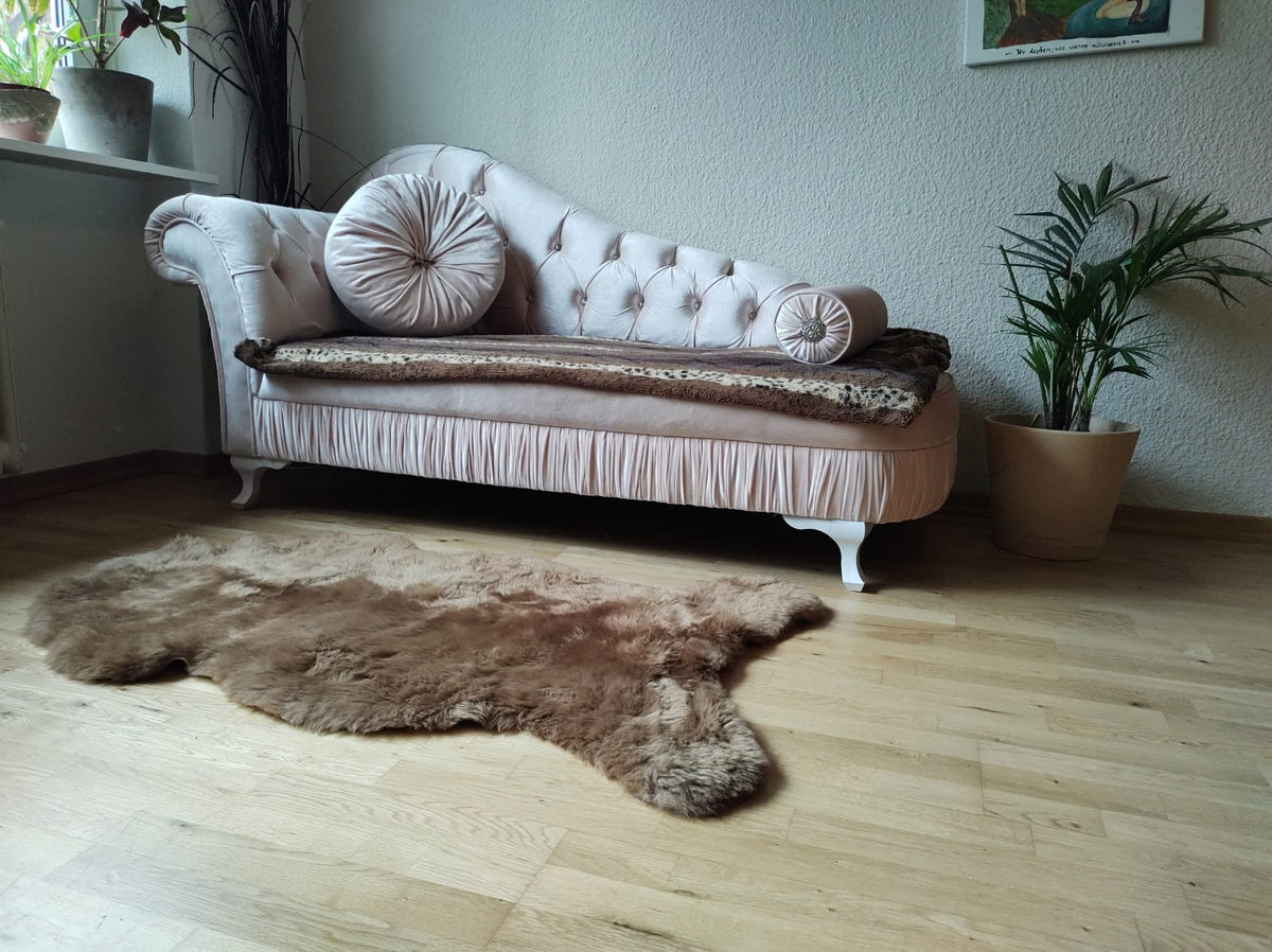 Merino Schaffell Taupe - Premium Lammfell mit dichter Wolle 80-130 cm