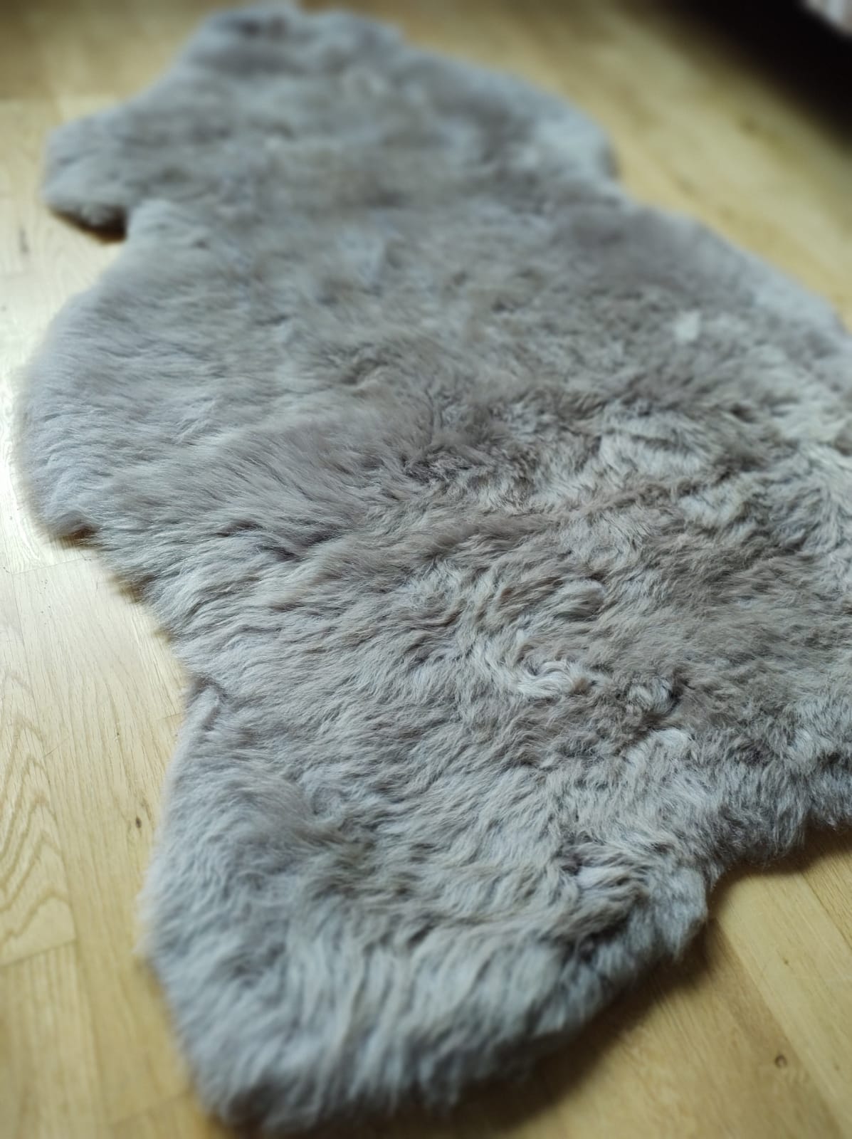 XXL Merino Schaffell Grau - Premium Lammfell mit dichter Wolle 80-130 cm