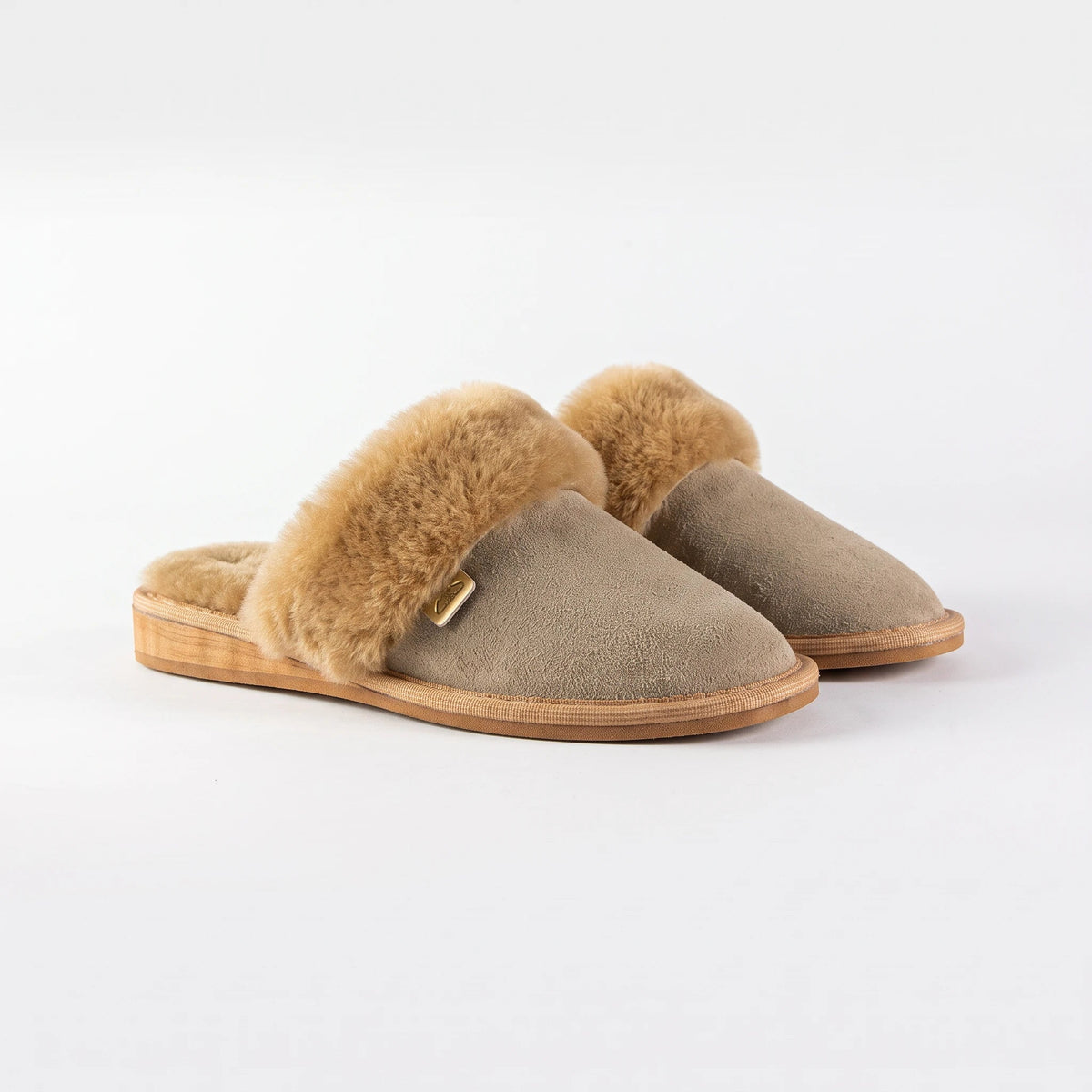 BillyGreen Susie Sanft Damen-Hausschuhe aus beigem Wildleder mit flauschigem Merinoschaffell-Futter
